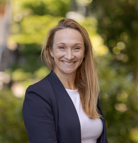 Photo of Shelley Linso