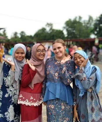 Lori Niehaus and friends