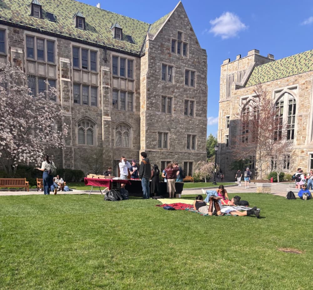 Students gathered on the lawn for Green Week