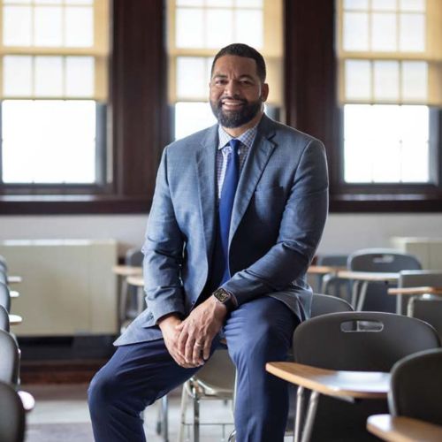 [LSEHD] Top-Stories-Featured-Images - Sean-Guthrie_500x500