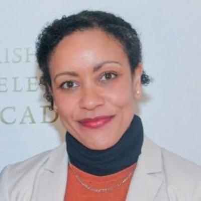 Dr Zélie Asava
